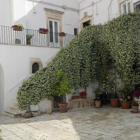 Casa Adele - Dimora Del 1700 Nel Centro Storico Bed & Breakfast Martina Franca Eksteriør bilde