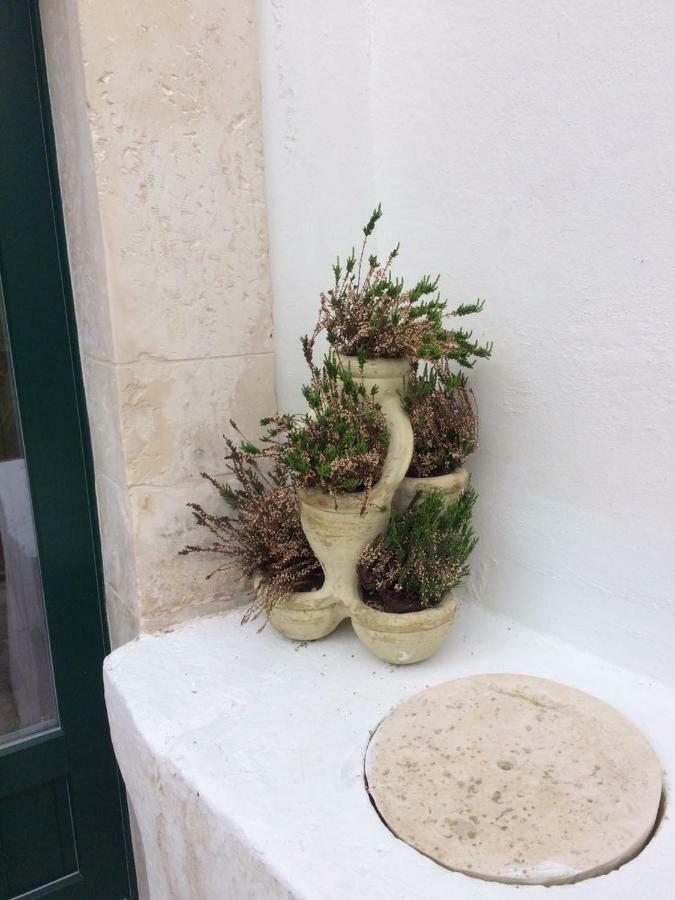Casa Adele - Dimora Del 1700 Nel Centro Storico Bed & Breakfast Martina Franca Eksteriør bilde