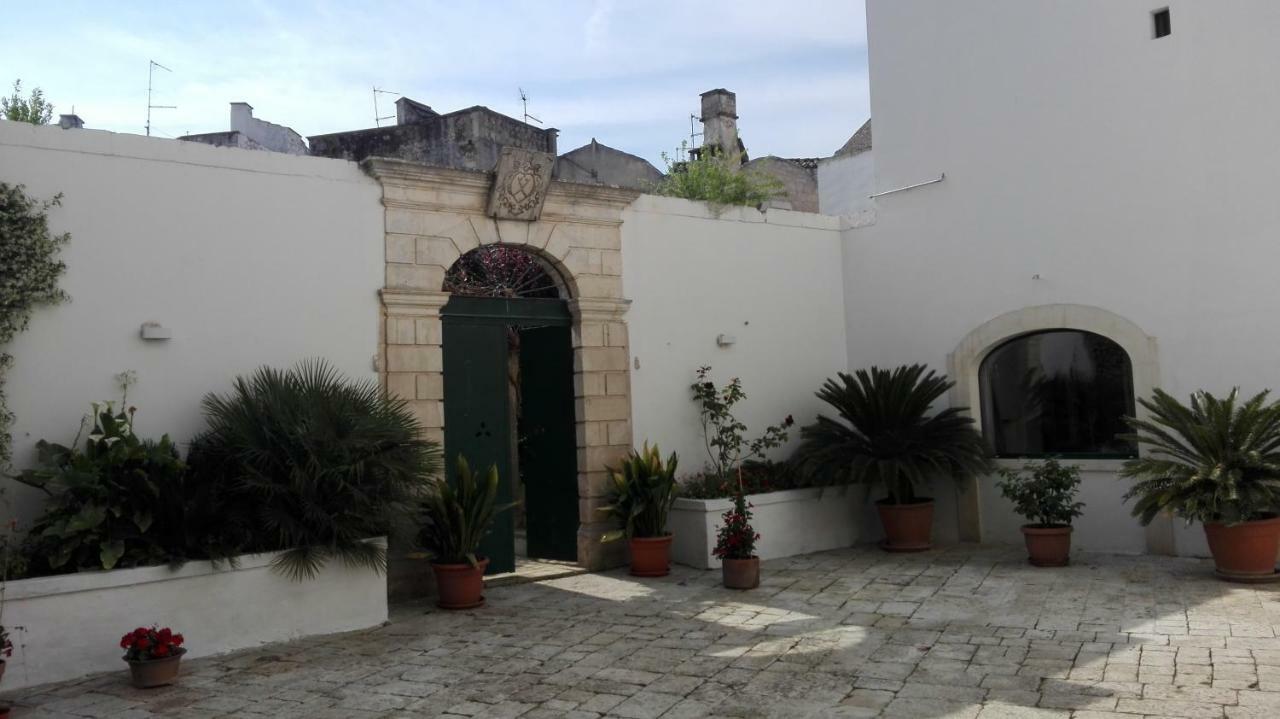 Casa Adele - Dimora Del 1700 Nel Centro Storico Bed & Breakfast Martina Franca Eksteriør bilde
